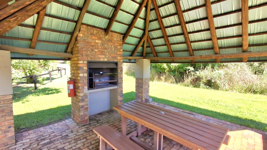 4 Bedroom Property for Sale in Boschenvaal River Front Lodges Free State